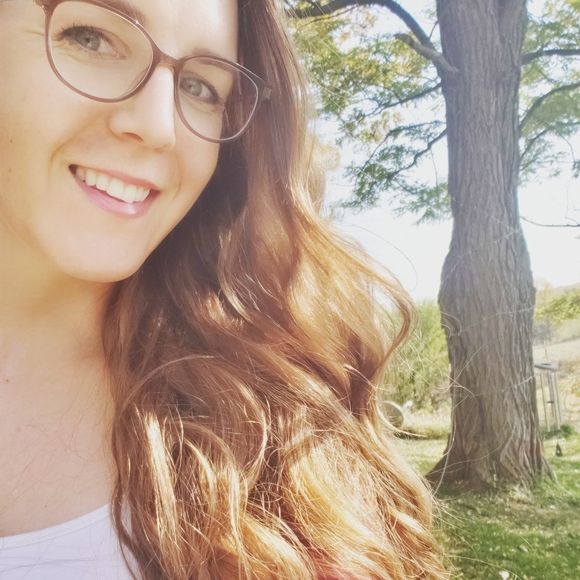 Meet your Posher, Shea - Picture 2 of 2